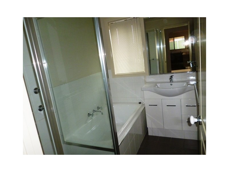 3 Discovery Drive, Orange NSW 2800