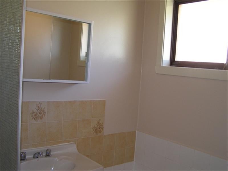 6 Katoa Place, Orange NSW 2800