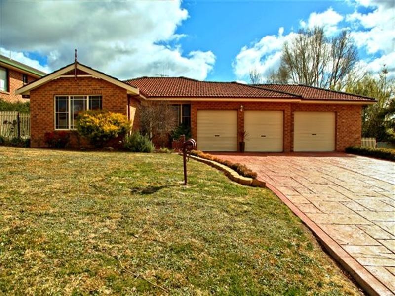 7 Agland Crescent, Orange NSW 2800