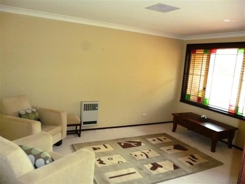 7 Agland Crescent, Orange NSW 2800