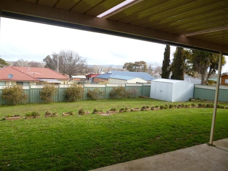 31 Quinlan Run, Orange NSW 2800