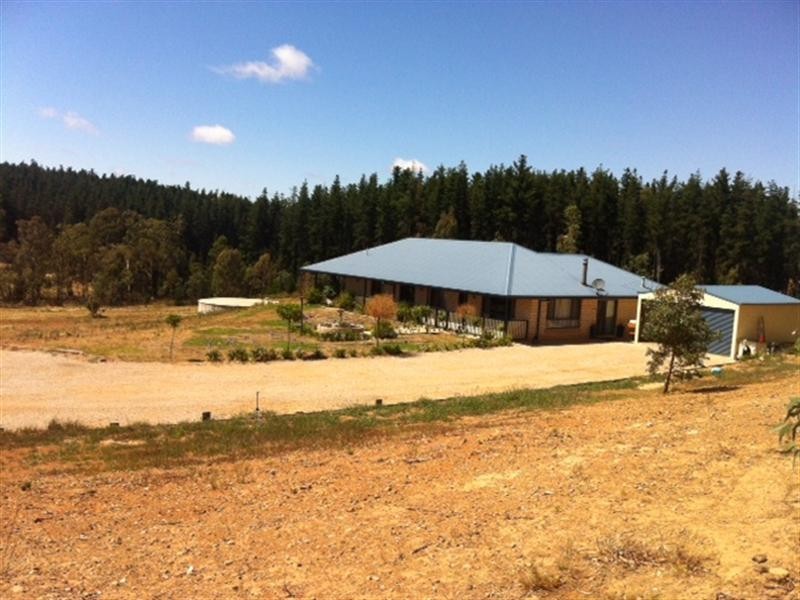 429 Long Point Road, Mullion Creek NSW 2800