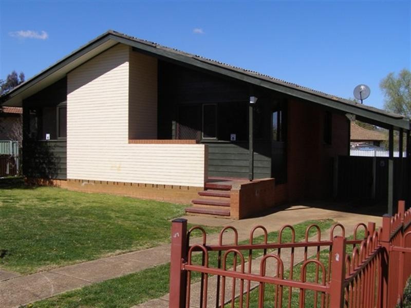 12 South Terrace, Orange NSW 2800