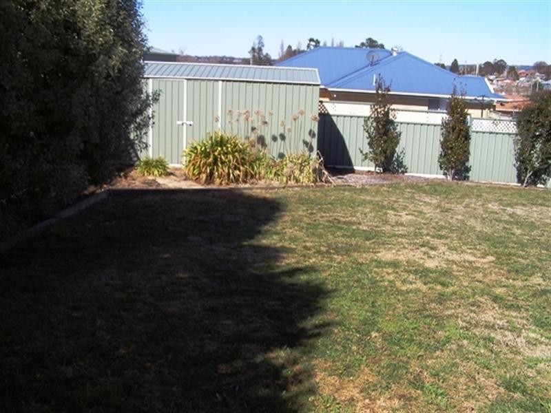 6 Mark Place, Orange NSW 2800