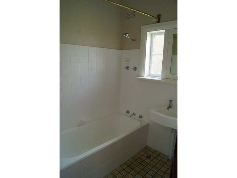 98 Dalton Street, Orange NSW 2800