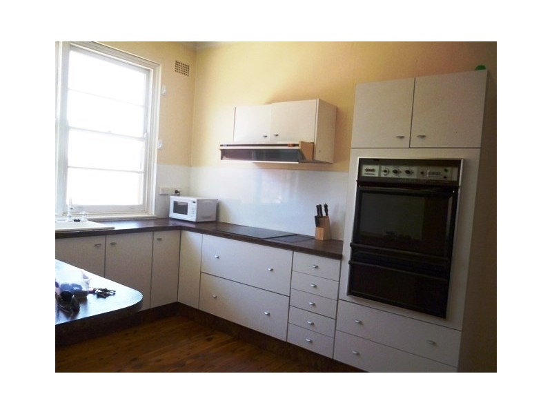 147 Woodward Street, Orange NSW 2800