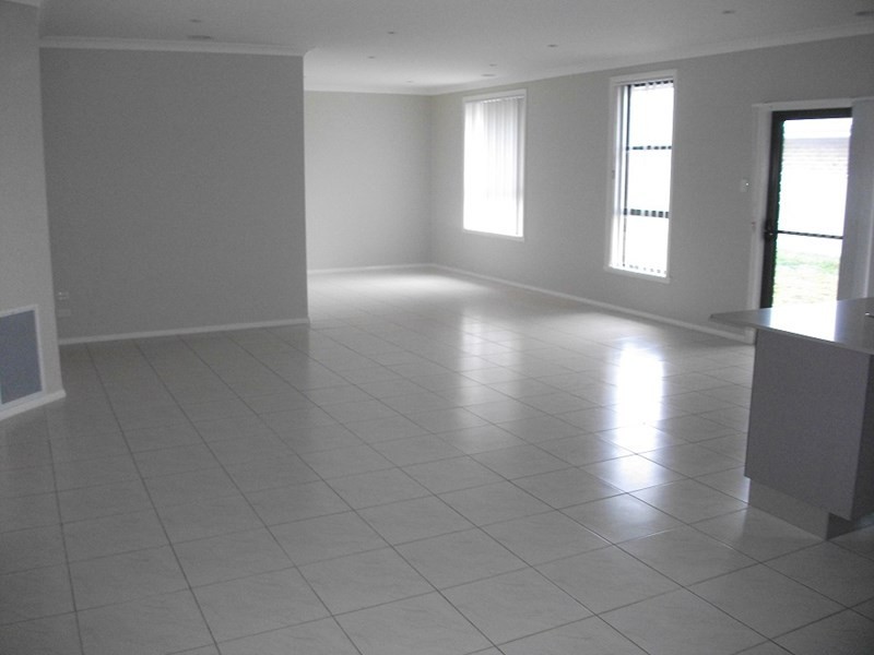 35 Emerald Street, Orange NSW 2800