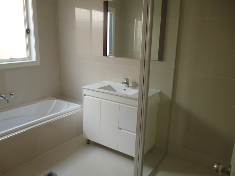 35 Botanic Way, Orange NSW 2800