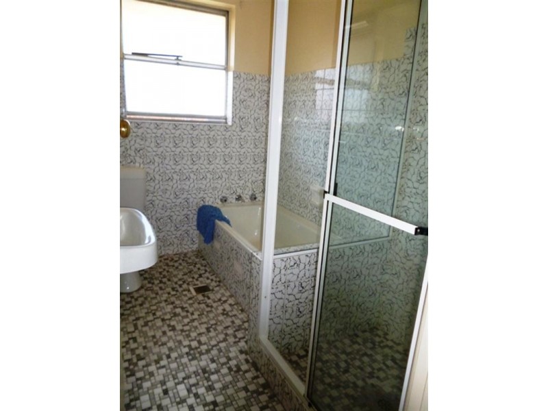 Unit 1-145 Woodward Street, Orange NSW 2800