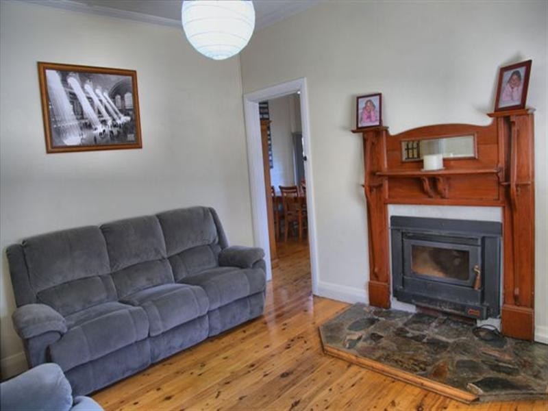 81 Edward Street, Orange NSW 2800