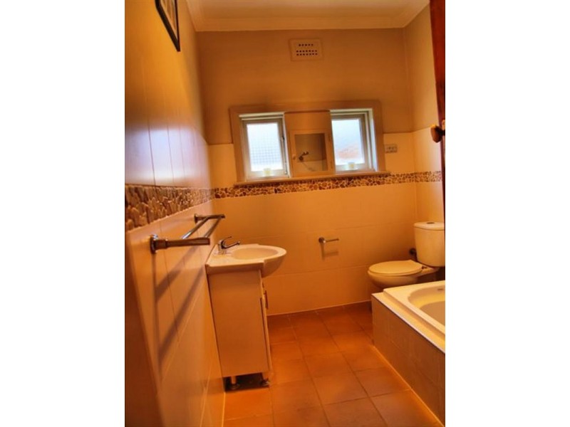 81 Edward Street, Orange NSW 2800