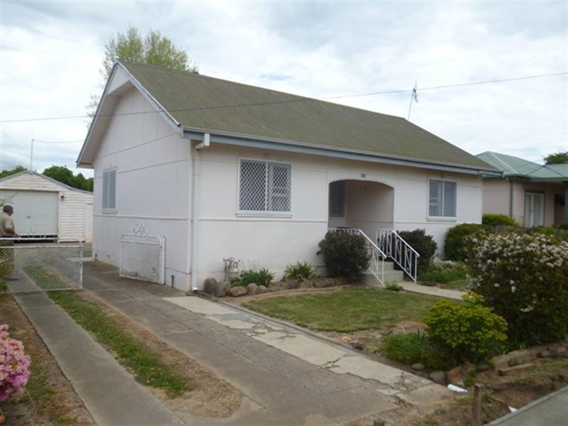 24 Tynan Street, Orange NSW 2800