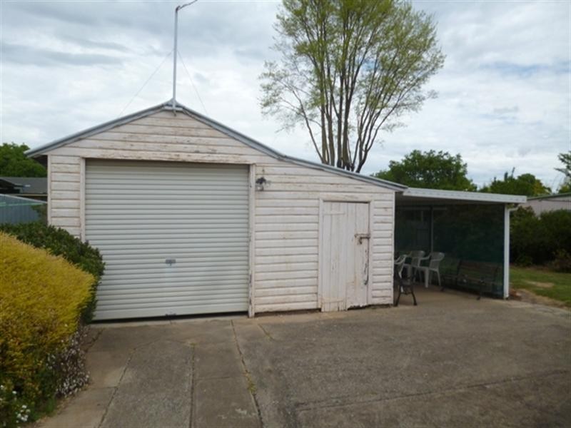 24 Tynan Street, Orange NSW 2800