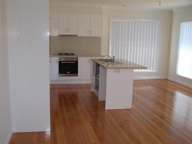 35 Botanic Way, Orange NSW 2800