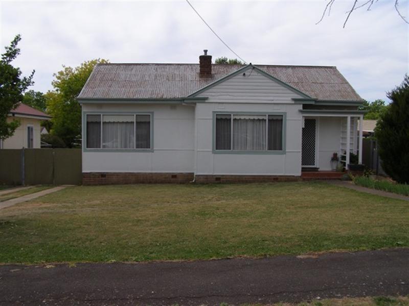 26 Tobruk Crescent, Orange NSW 2800