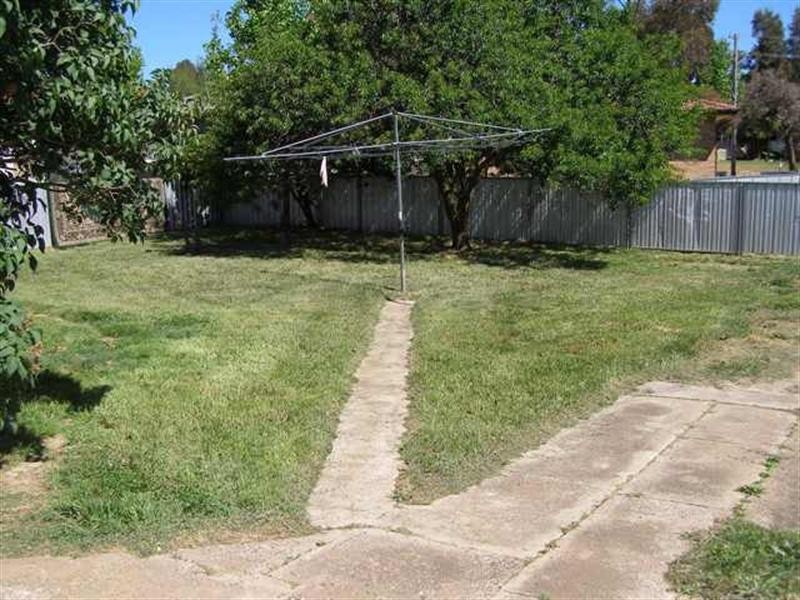 16 Amaroo Crescent, Orange NSW 2800