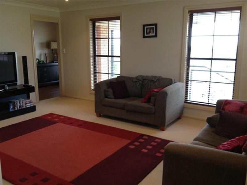 9 Rutherford Place, Orange NSW 2800