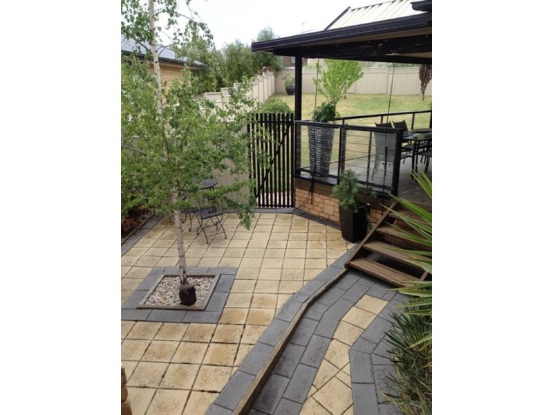 9 Rutherford Place, Orange NSW 2800