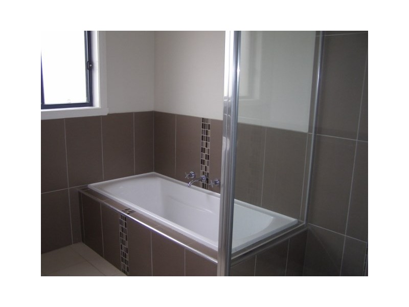 5a Gregory Place, Orange NSW 2800