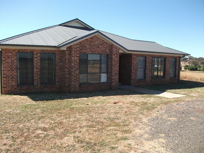 30 Carcoar Rd Forest Reefs, Orange NSW 2800