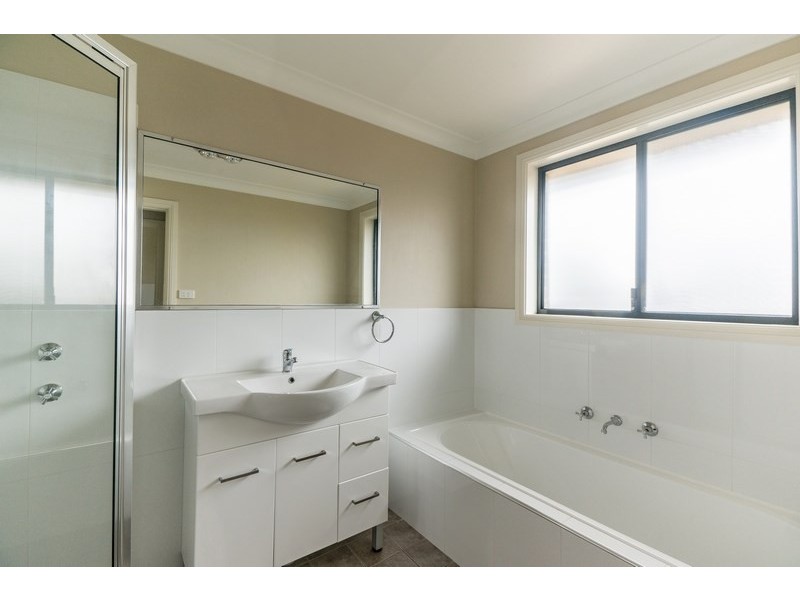 19 Onyx Place, Orange NSW 2800