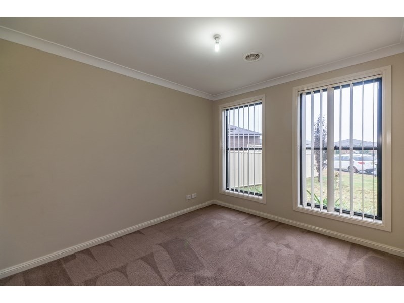 19 Onyx Place, Orange NSW 2800