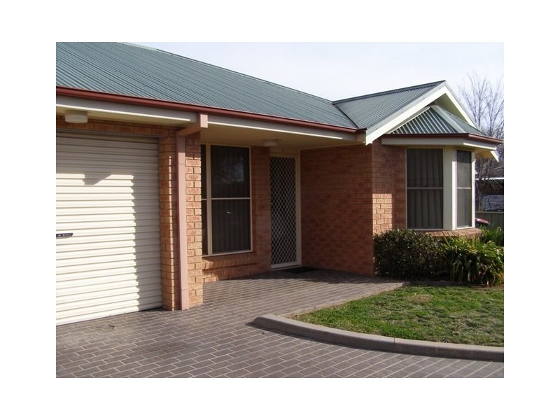 11/189 Clinton Street, Orange NSW 2800