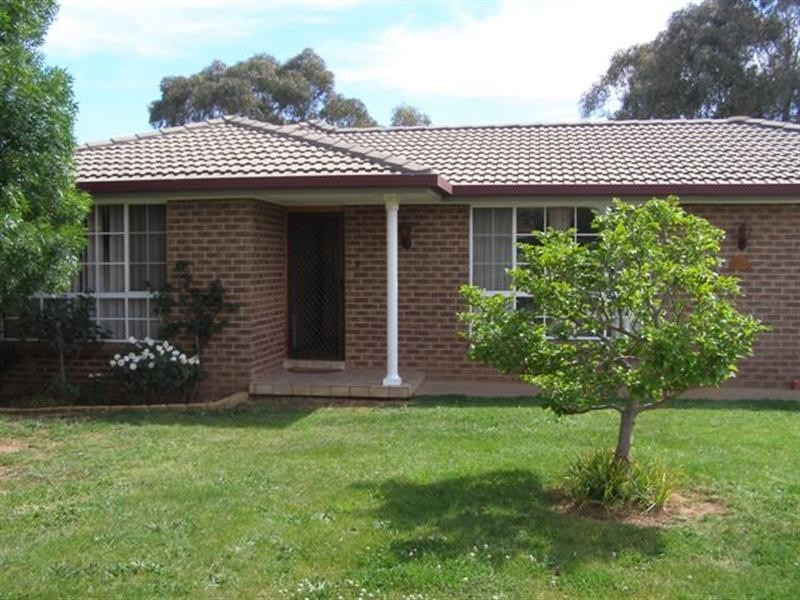 49 Kent Avenue, Orange NSW 2800