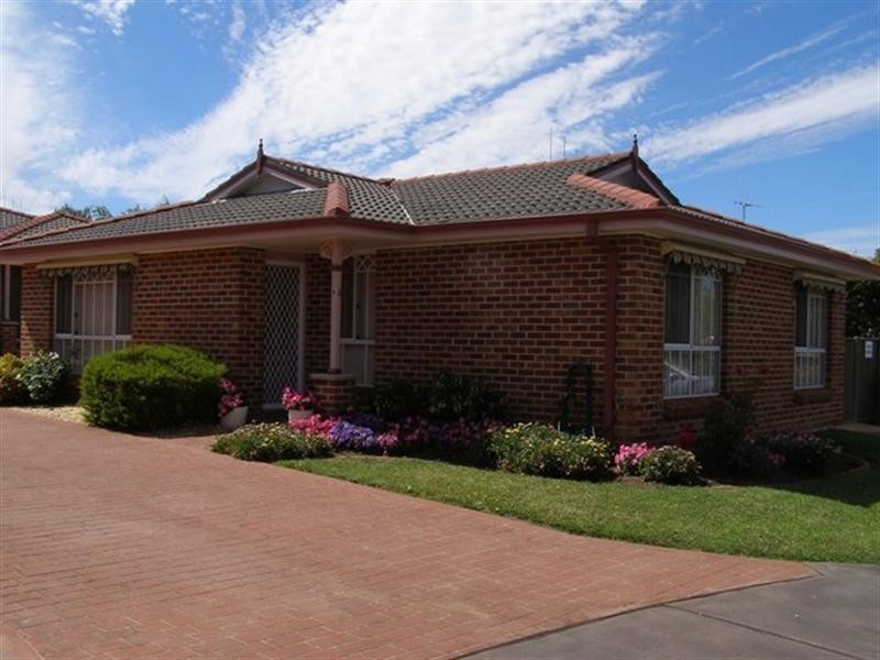 4/115 Matthews Avenue, Orange NSW 2800