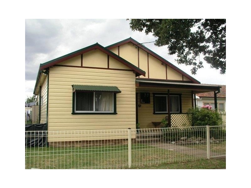 15 Churchill Avenue, Orange NSW 2800