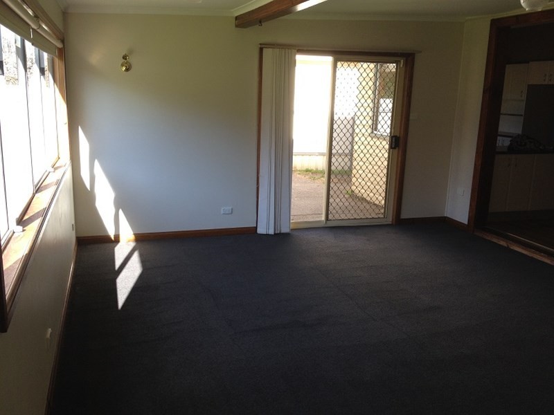 15 Churchill Avenue, Orange NSW 2800