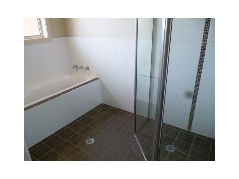 2 Opal Street, Orange NSW 2800