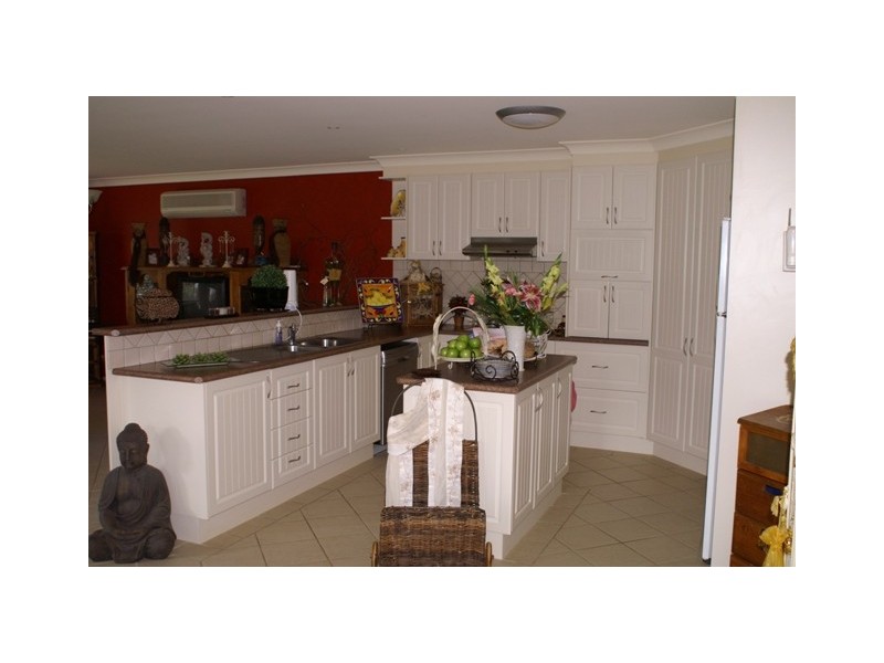 7 Jarrah Place, Orange NSW 2800