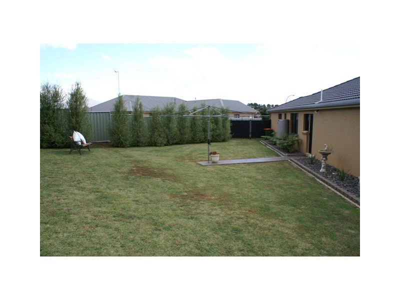 7 Jarrah Place, Orange NSW 2800