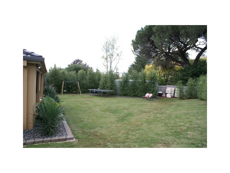 7 Jarrah Place, Orange NSW 2800