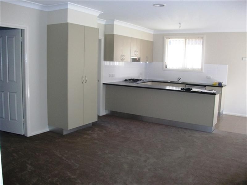 11A Emerald Street, Orange NSW 2800