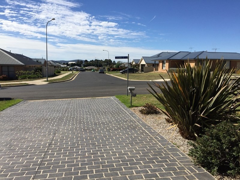 13 Catania Street, Orange NSW 2800