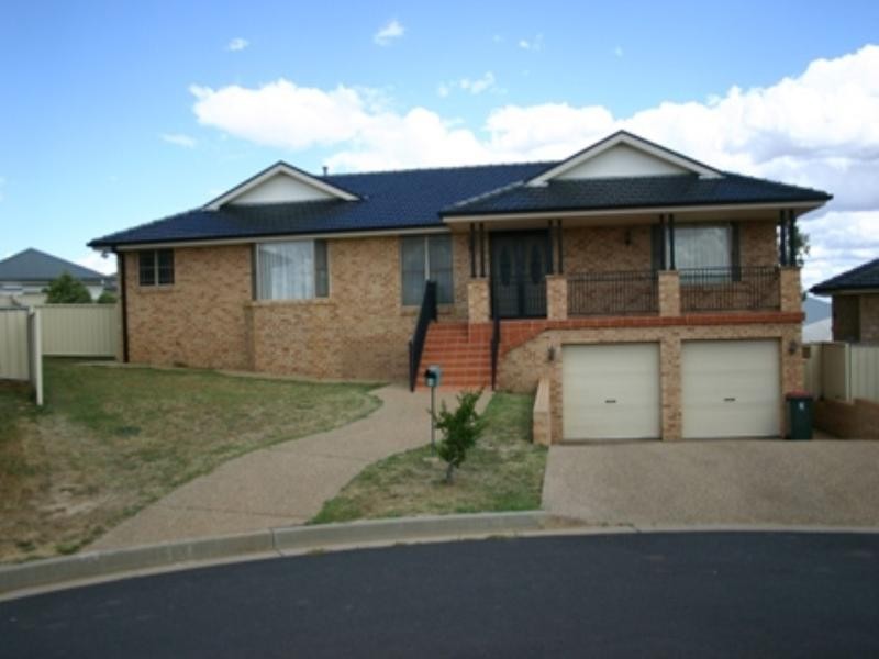 5 Hoskins Place, Orange NSW 2800