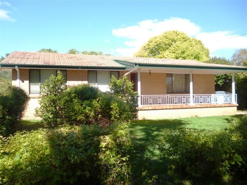 132 Clinton Street, Orange NSW 2800