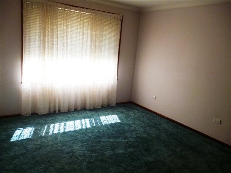 132 Clinton Street, Orange NSW 2800