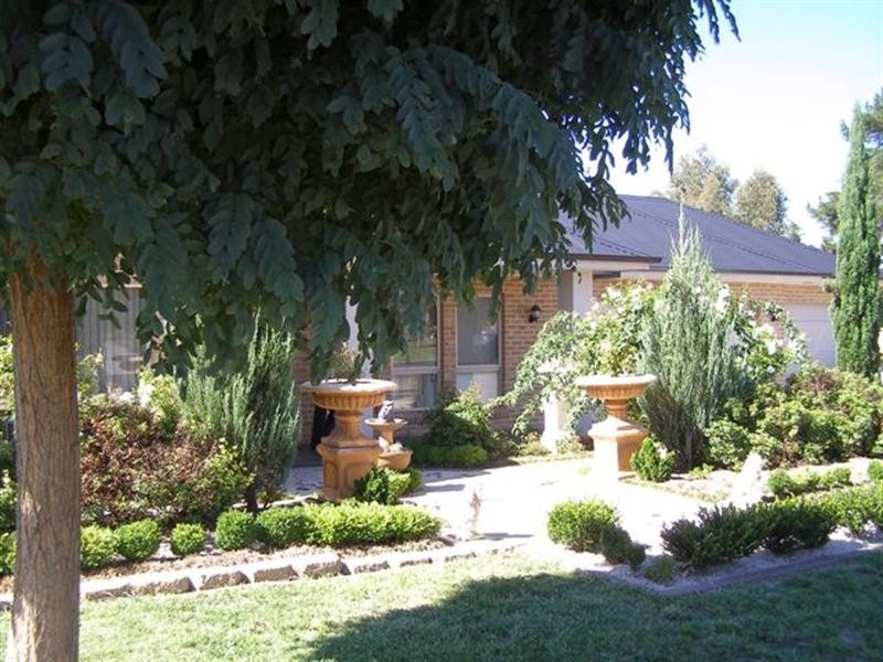 3 Jade Avenue, Orange NSW 2800