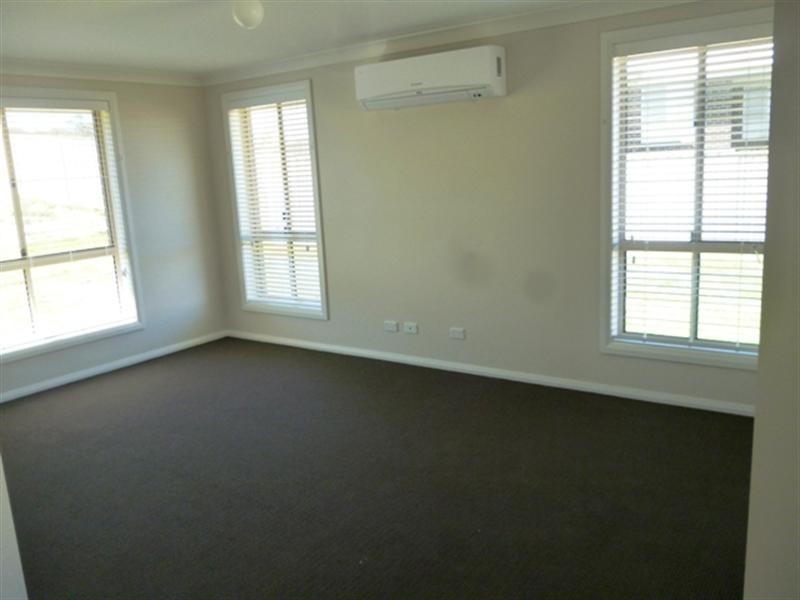 1 Abelia Close, Orange NSW 2800