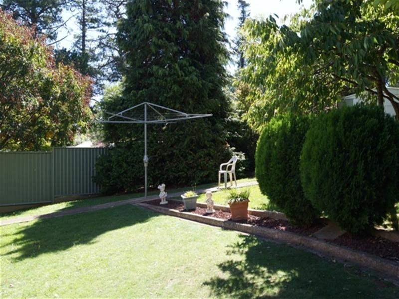 38 James Sheahan Drive, Orange NSW 2800