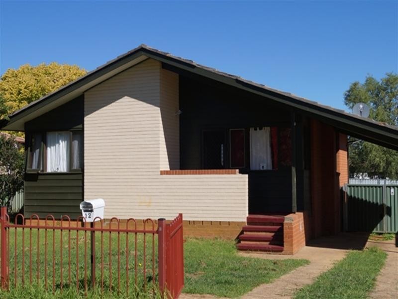 12 South Terrace, Orange NSW 2800