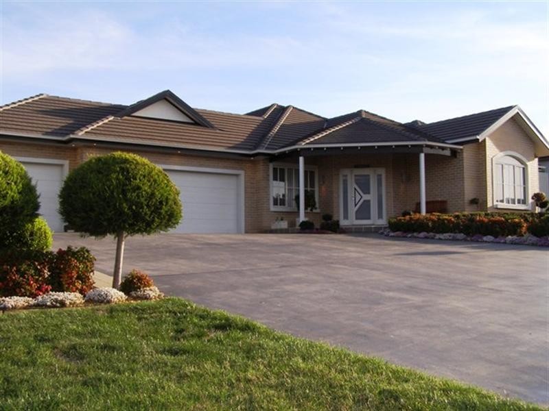 21 Stirling Avenue, Orange NSW 2800