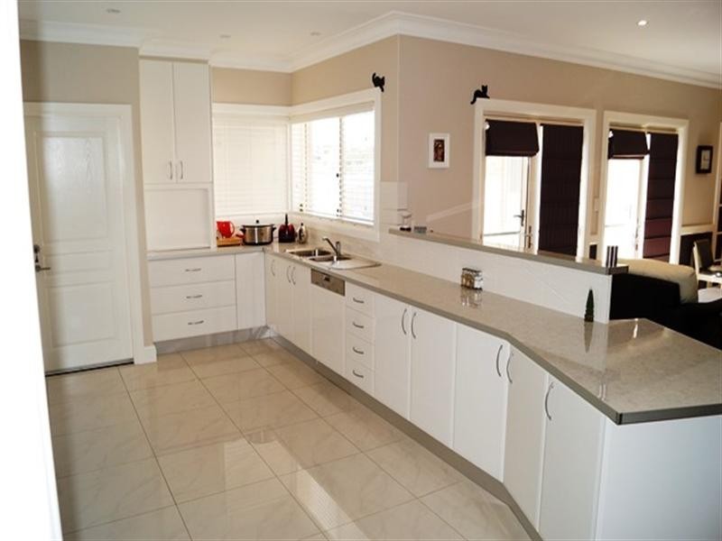 21 Stirling Avenue, Orange NSW 2800