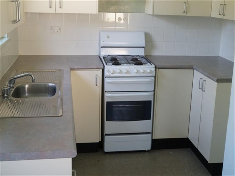 6 Amber Street, Orange NSW 2800