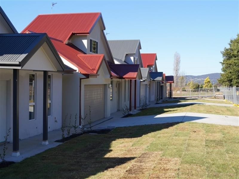 19 Moonstone Drive, Orange NSW 2800