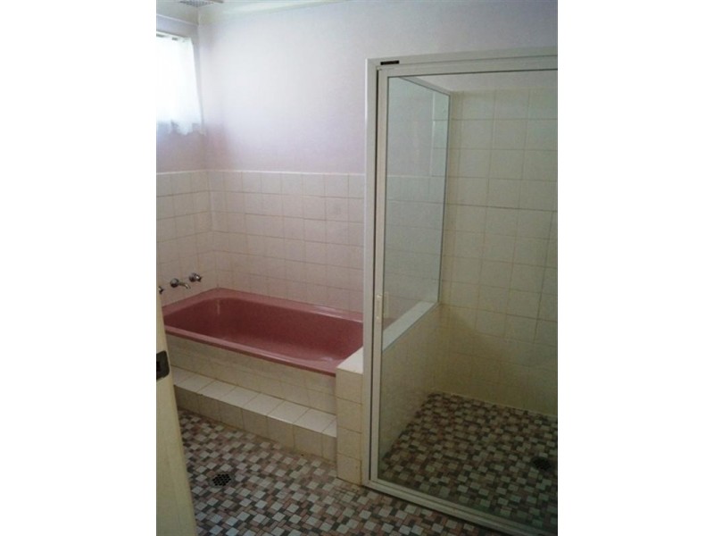 5 Autumn Street, Orange NSW 2800