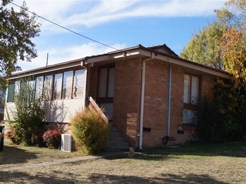 27 Algona Cresent, Orange NSW 2800